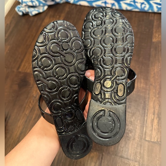 Coach Poppy Black Sandals Size 6 (One Bow Missing) - Picture 3 of 5
